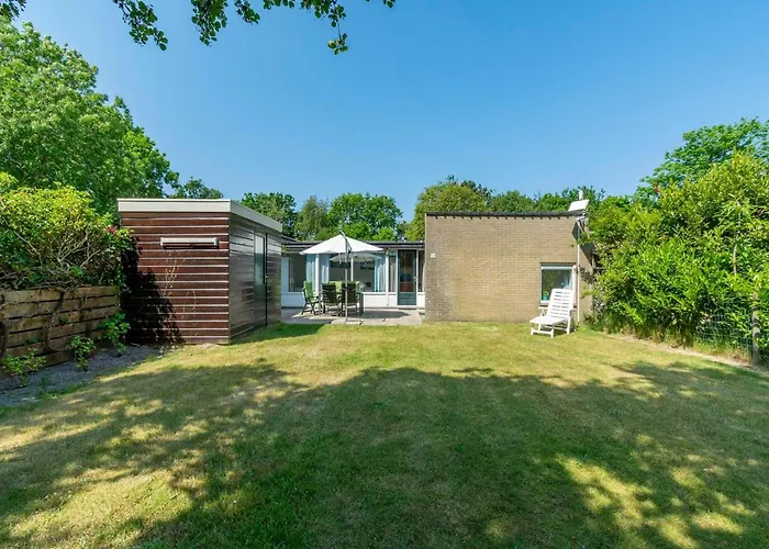 Semesterbostad Duinland 190, 5-guest With Garden *