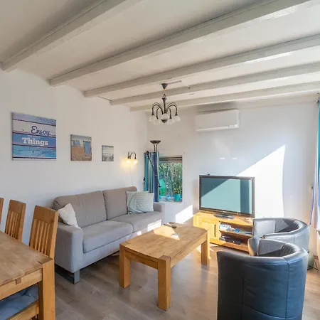 Duinland 190, 5-guest With Garden Sint Maartensvlotbrug